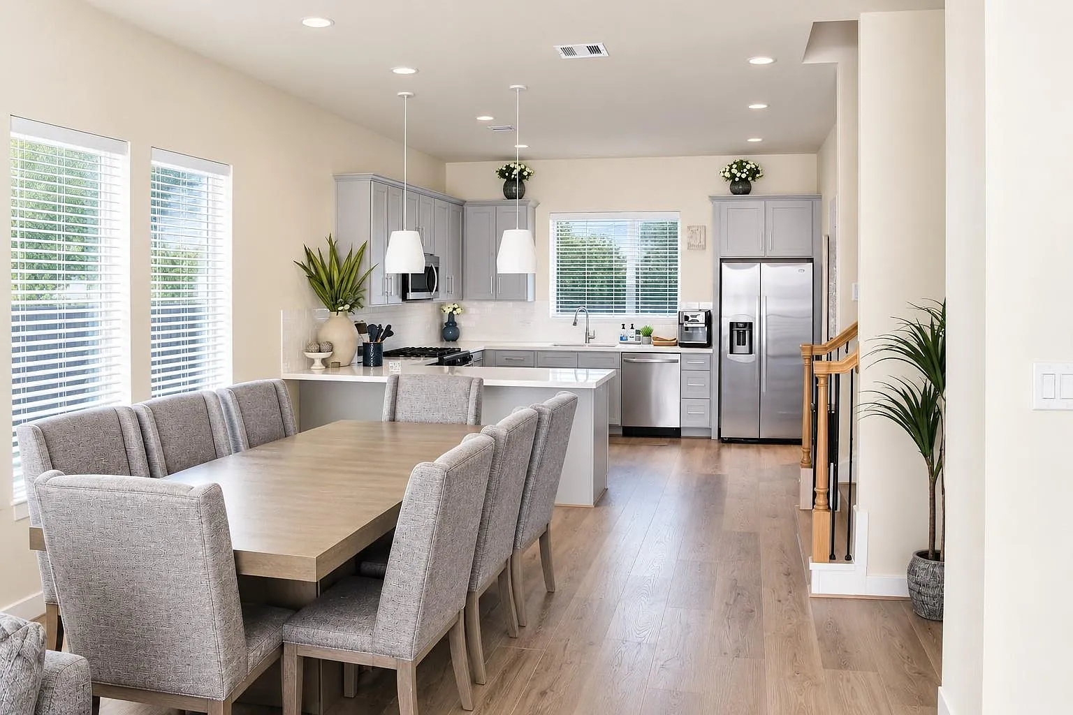 3 bed, 3.5 bath, 2154 sqft, $3,295 — Photo 1