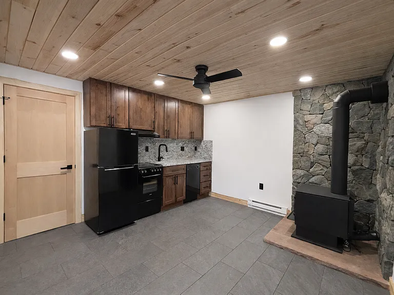 231 Rosebud Rd — Photo 18