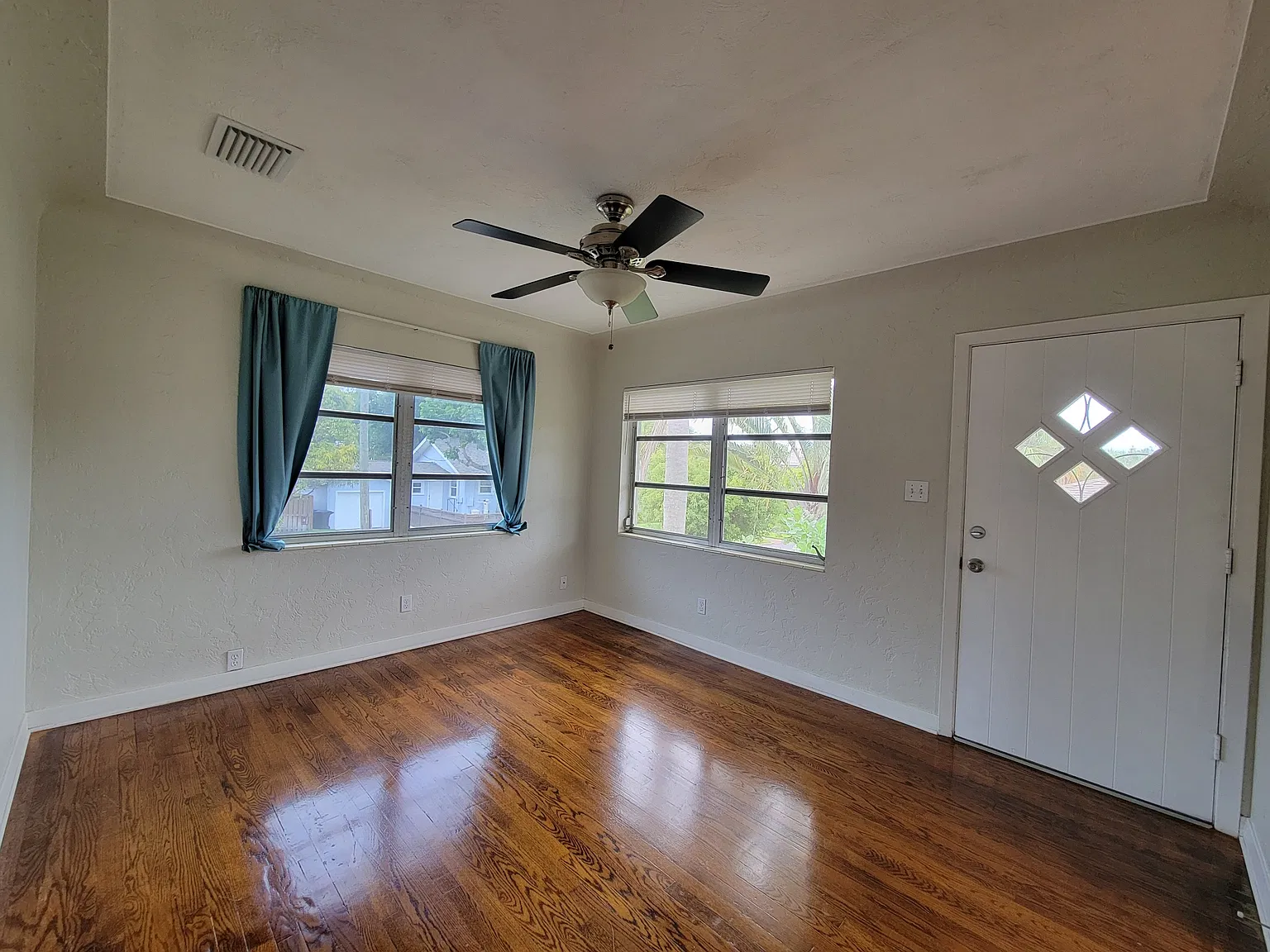 1 bed, 600 sqft, $1,595 — Photo 3