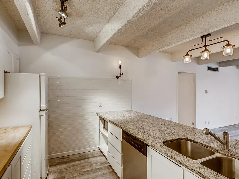 777 N Washington St #206 — Photo 6