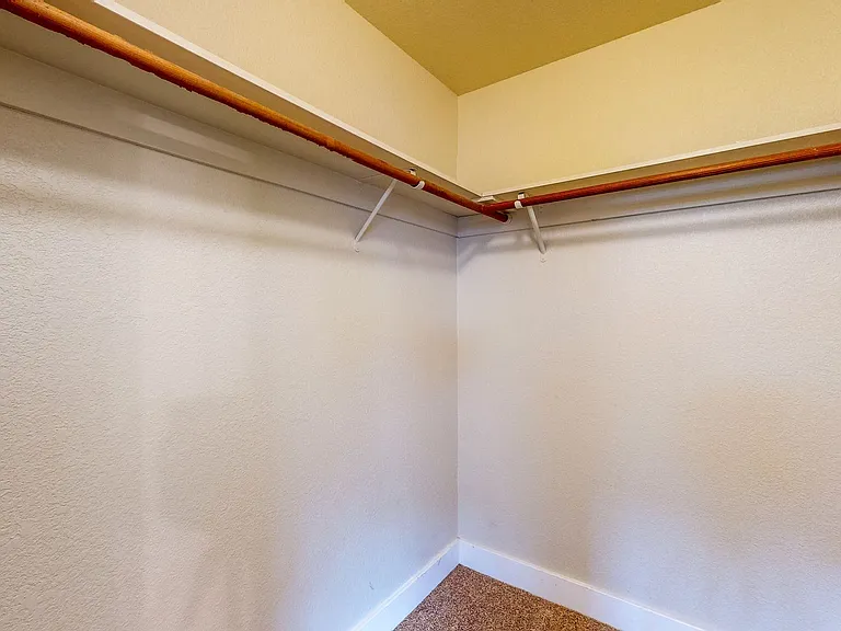 2135 Pebblewood Ct — Photo 45
