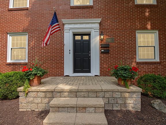 2nd image of 1409 N Clinton Blvd