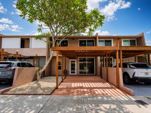 14124 Kendale Lakes Cir