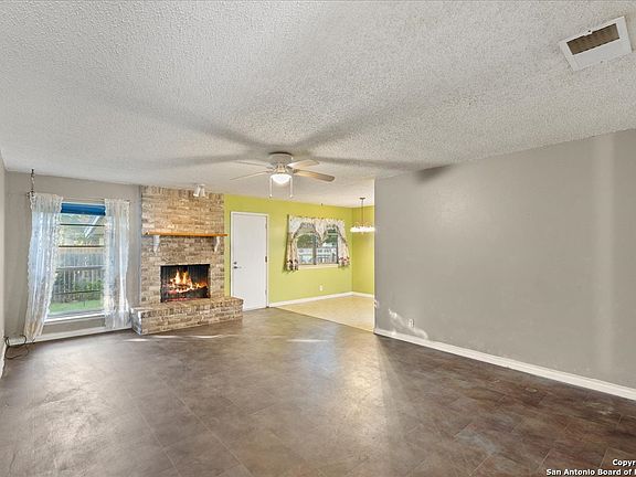 4th image of 509 Pecan Dr