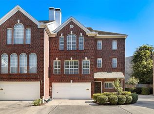 4435 Castle Court Pl, Houston, TX 77006