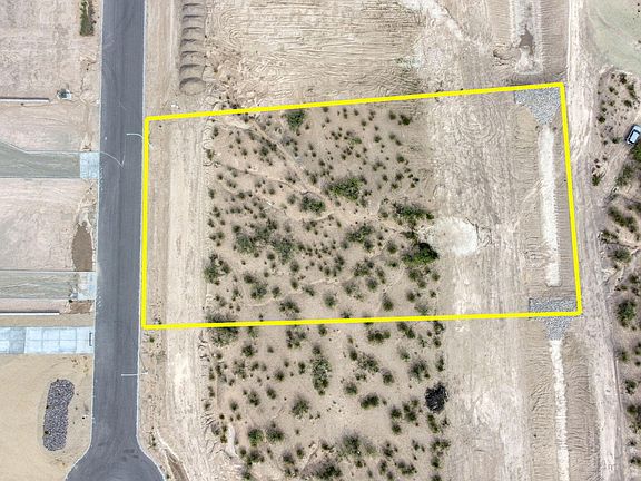 2nd image of 3262 Cerro Ct