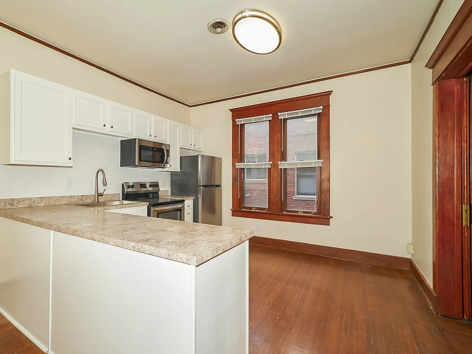 The Bronx on Central - Luxury Living in Old World Setting — Photo 1