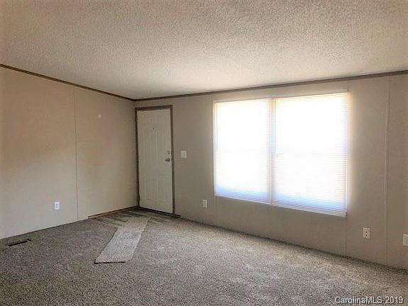 3rd image of 224 Quail Hill Dr