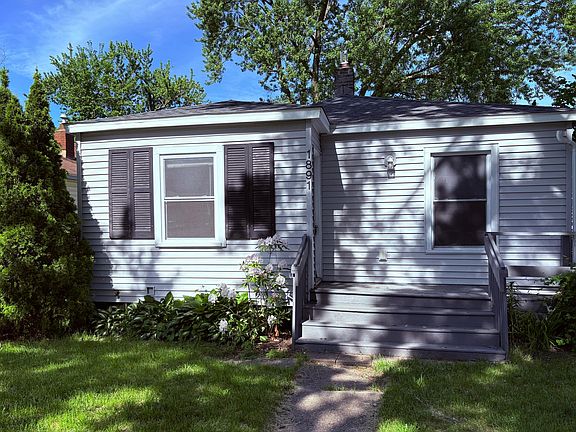 2nd image of 1891 Nevada St
