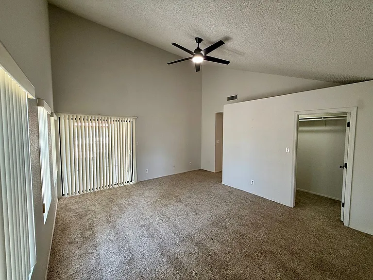 10236 S Del Rico — Photo 12