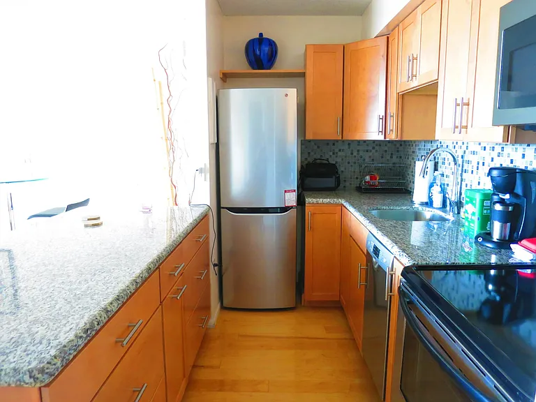 1020 15th St #15B — Photo 11