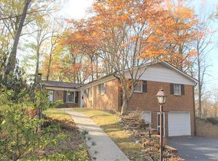 236 Spicewood Ln, Hendersonville, NC 28791