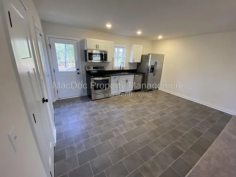 170 Forest Grove Rd — Photo 6
