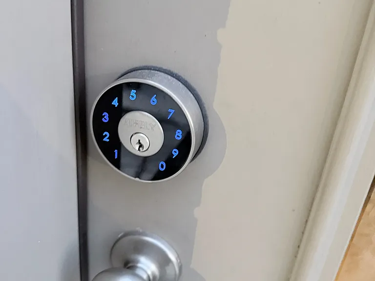 Smart key entrance