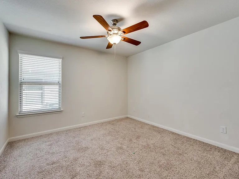9112 Flying Eagle Ln — Photo 18
