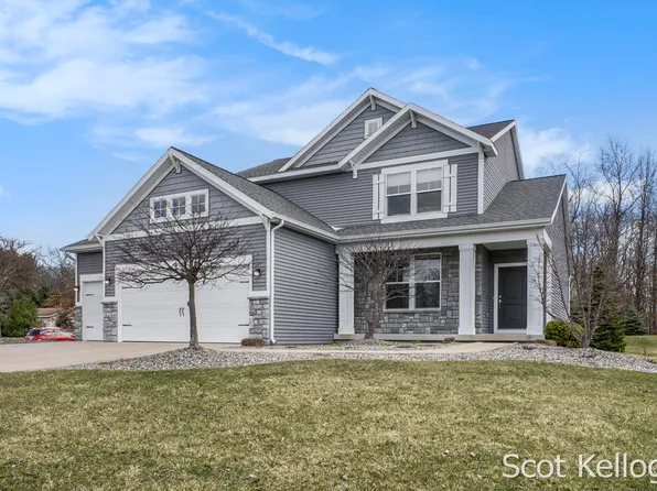6510 Silverton Dr SW, Byron Center, MI 49315