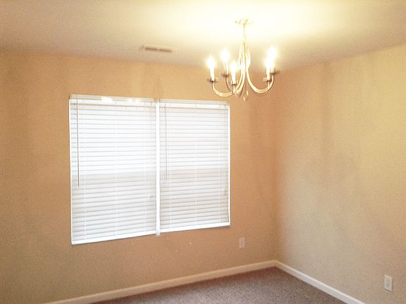4th image of 6109 Black Willow Dr