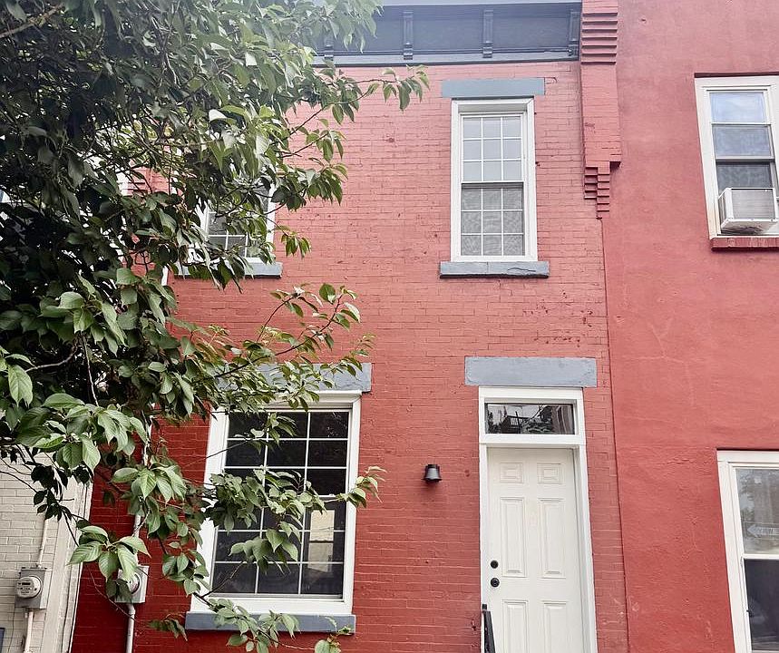 1st image of 912 N 30th St