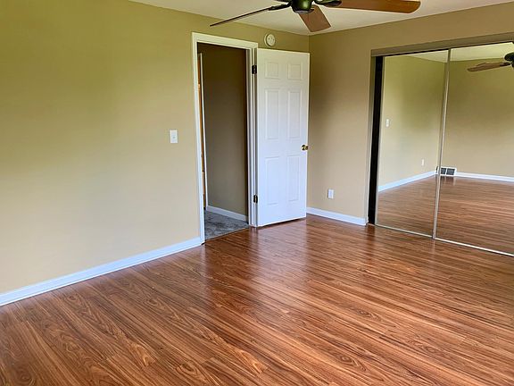 5th image of 8491 Bubbling Springs Dr