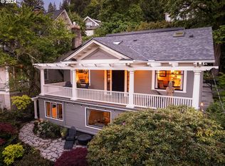 3432 NW Thurman St, Portland, OR 97210