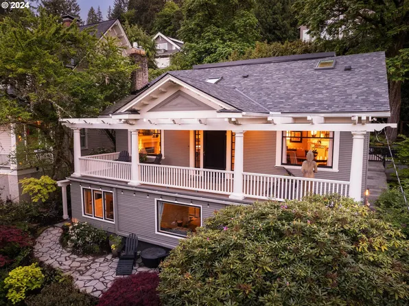 3432 NW Thurman St, Portland, OR 97210