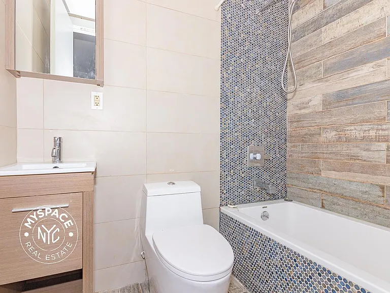 1044 Putman Ave #1 — Photo 15