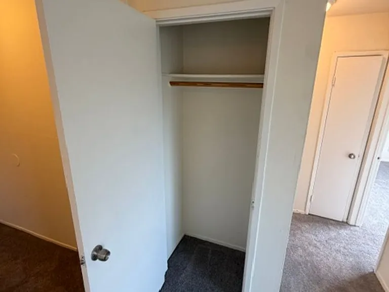407 Fairmount Ave — Photo 35