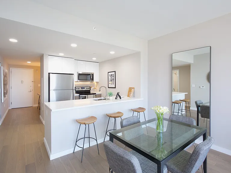 Newport Rentals — Photo 324
