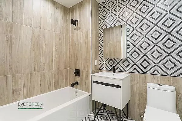 3421 Glenwood Rd #6H — Photo 8