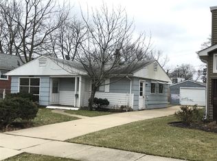 885 Rose Ave, Des Plaines, IL