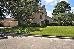 2nd image of 13019 Summerhill Dr