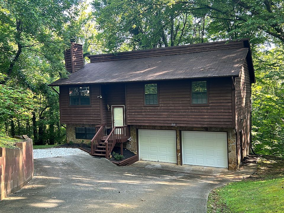 1st image of 945 Wildwood Garden Dr