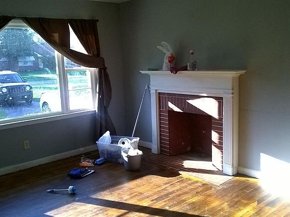 4th image of 169 Saint Margaret Dr