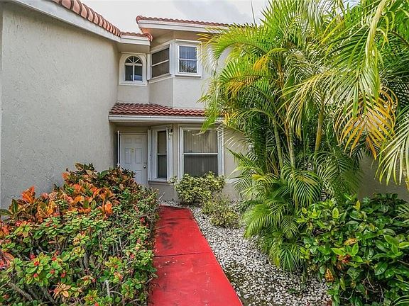 2nd image of 7458 Pinewalk Drive #0