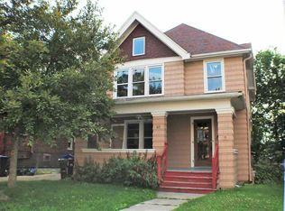 115 S Lucas St, Iowa City, IA 52240