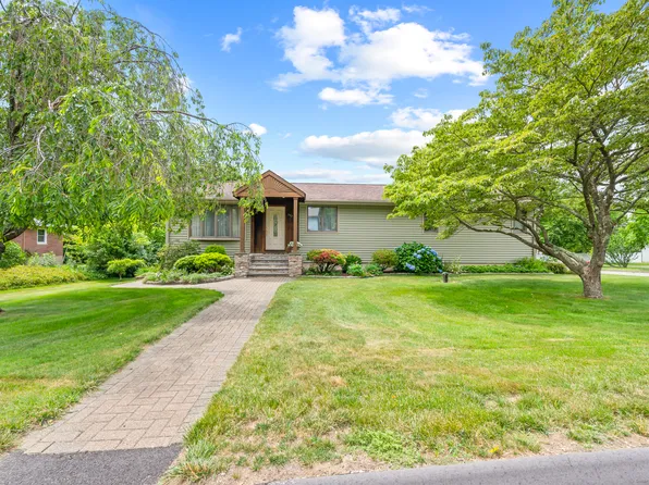 223 Beach Road, Wolcott, CT 06716