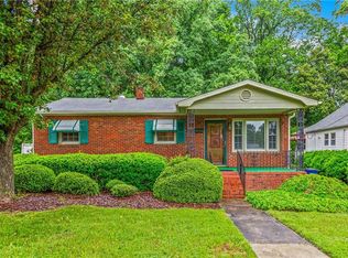 4106 Whitfield Rd, Winston Salem, NC 27105