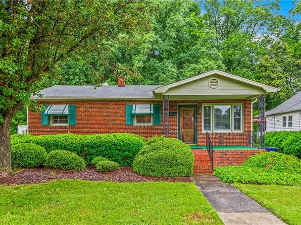 4106 Whitfield Rd, Winston Salem, NC 27105