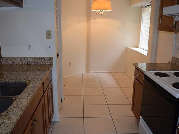 3rd image of 5339 Black Pine Dr