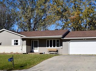 815 Alice Dr, Thief River Falls, MN 56701