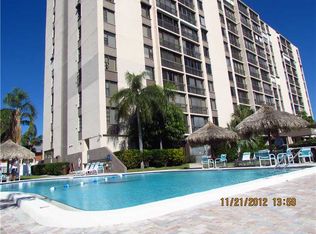 255 Dolphin Pt PH 10, Clearwater Beach, FL 33767