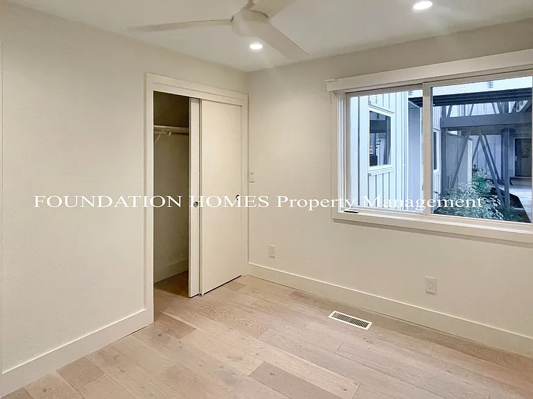 100 Barbaree Way — Photo 8
