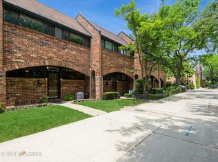 806 S May St, Chicago, IL 60607