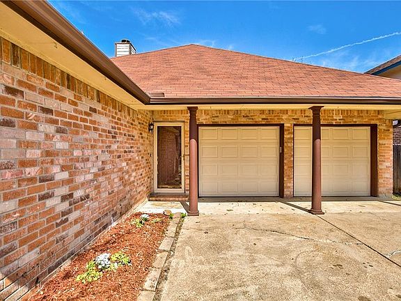 2nd image of 109 Hardin Dr