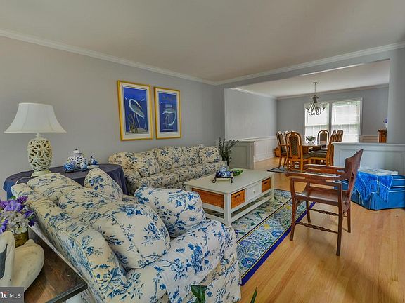 4th image of 797 Cool Glade Ct