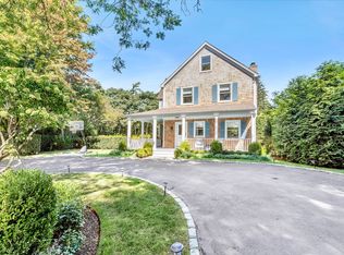 27 Newberry Ln, Southampton, NY 11968