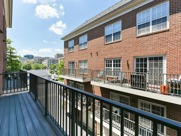 3422 Wilson Blvd — Photo 26