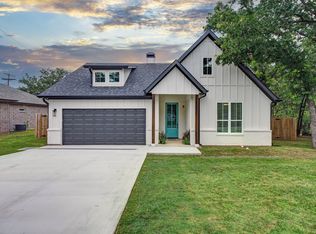 2910 Becky Dr, Mineral Wells, TX 76067