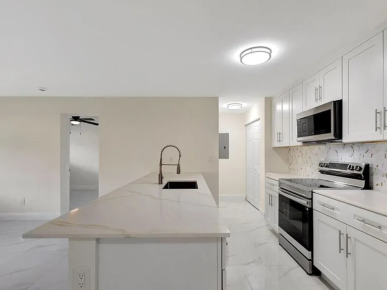2016 Avenue S — Photo 15