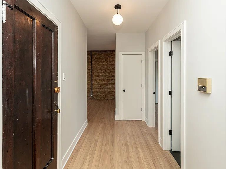 4121 W Belle Plaine Ave #16 — Photo 14